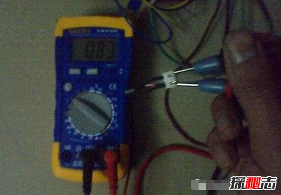 4-1P1051K340Y9