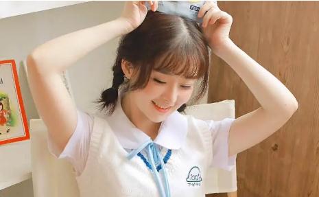 女生回复昂是什么意思?